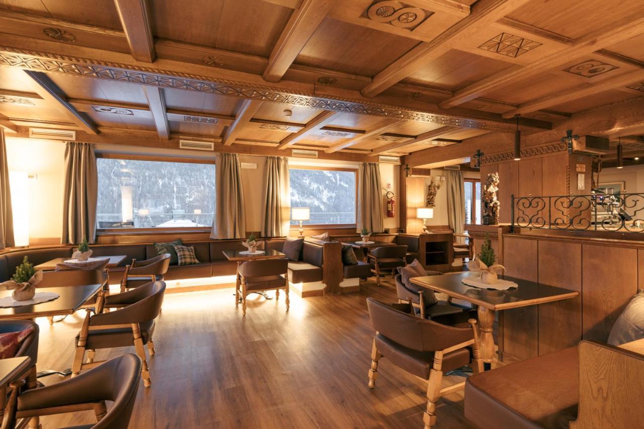 Albergo Belvedere ヴィーゴ・ディ・ファッサ エクステリア 写真