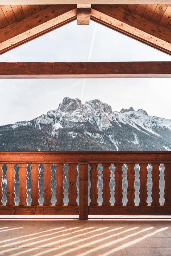 Albergo Belvedere ヴィーゴ・ディ・ファッサ エクステリア 写真
